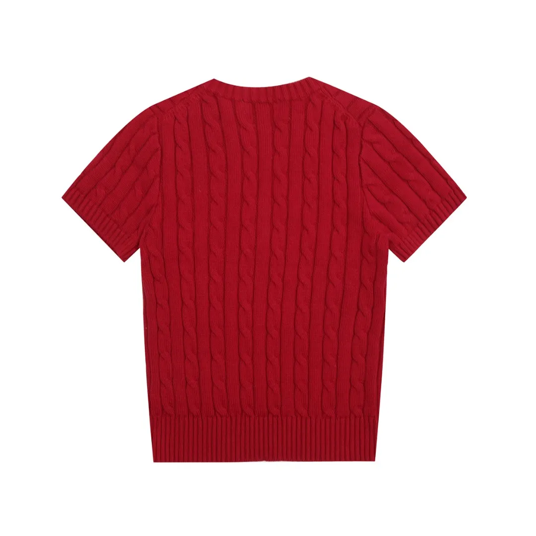 🅿️160 "Top quality" Style number: DS002# (not off the shelves all year round) [Ralph Lauren round neck solid color pony embroidered logo knitted short sleeves] ✅Ralph Lauren classic basic versatile knitted short sleeves for all seasons ✅Main supplier platform live broadcast Wholesale entities Replenish when out of stock Not off the shelves ✅ZP quality 1:1 version Scan the code to enter the GF website Counter quality ✅Detailed quality is the only one in Guangzhou Imported quality cotton yarn, focusing on high-end, cost-effective, good quality needless to say ✅The version is restored to the original order, the maximum size can be worn up to 160 pounds, loose, comfortable and stress-free ✅The upper body is simple and easy to match, a must-have for goddess ootd, good-looking clothes are never picky, a must-have in the goddess’ wardrobe Size: S-XL Color: Black White Gray Light Blue Light Pink Colorful Blue Khaki Bright Yellow Fruit Green Milk Apricot Wood Green Taro Purple Chinese Red Anchor Red Navy Red Label Navy Blue White Label